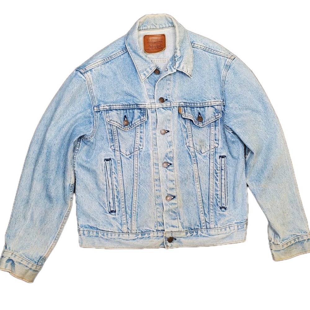 Vintage Levi's Light Wash Leather Tab Red Batwing Tag Denim Jacket USA Mens Med